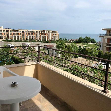 Private Apartments In Oxygen Sveti Vlas Luaran gambar